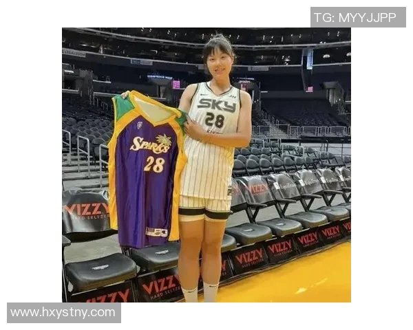 李月汝表现低迷仅得2分风暴遭遇三连败无缘WNBA总裁杯晋级 李月汝表现低迷仅得2分风暴遭遇三连败无缘WNBA总裁杯晋级